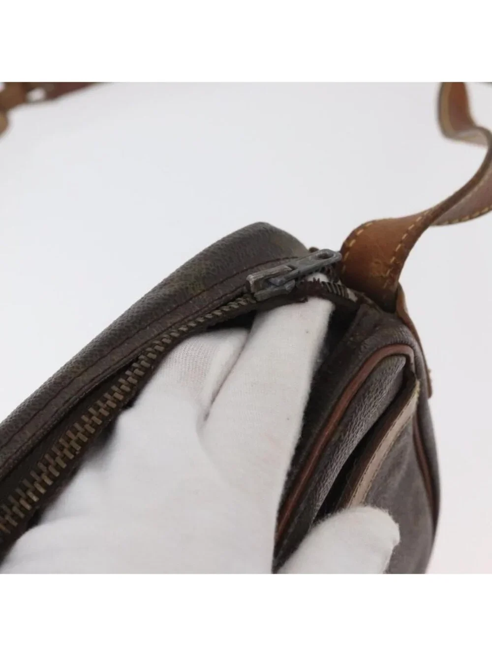 Authentic LOUIS VUITTON Monogram Jeune Fille GM Shoulder Bag M51225 LV